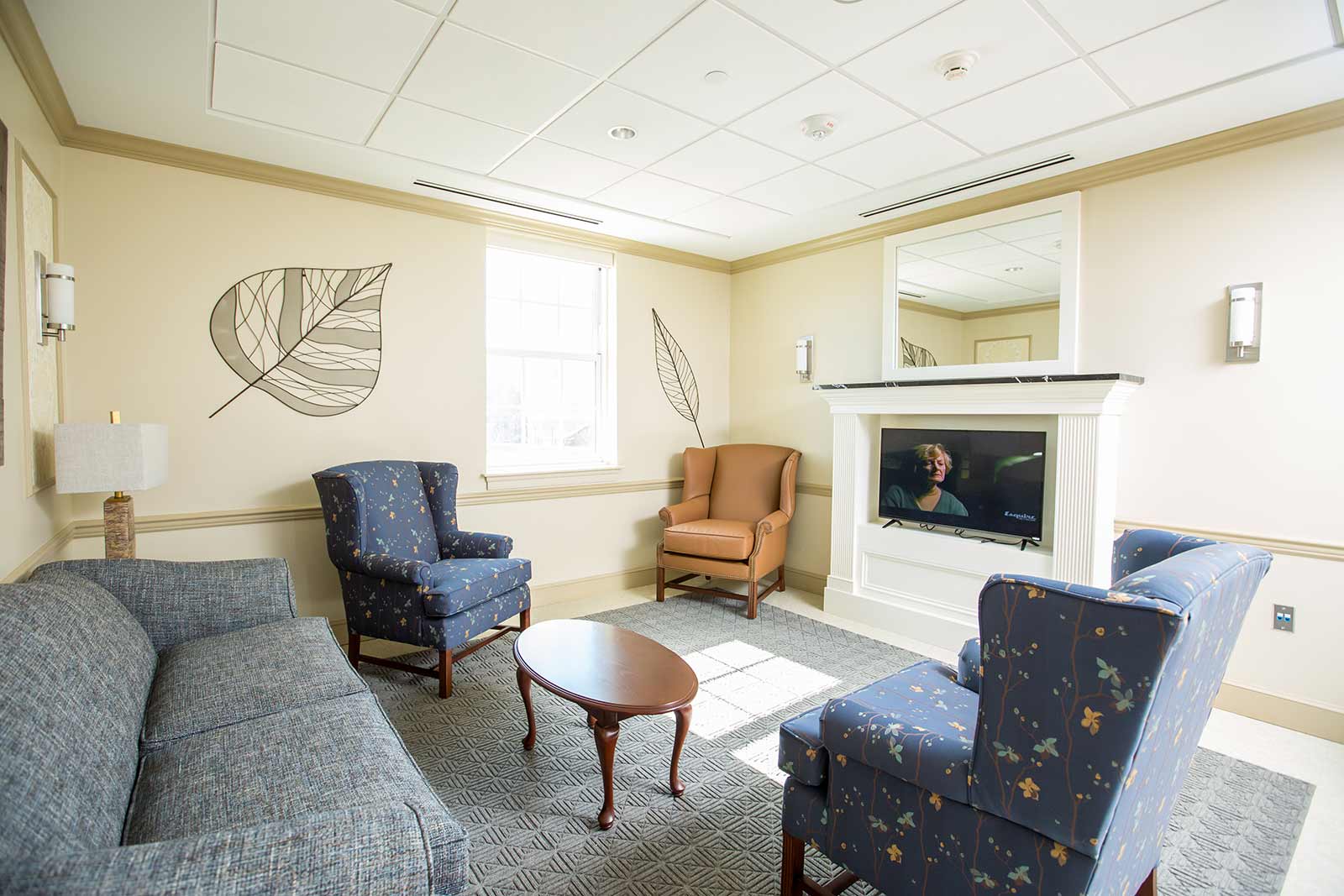 Common areas in residence halls give students the perfect spot for in-depth conversations—or to binge watch an epic season of your favorite show on Netflix. 