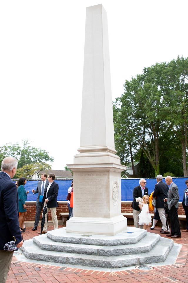 Unveiling of monument to Farmville history