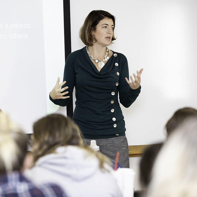 Dr. Catherine Franssen’s experience in explaining complex human behaviors and how the brain works to students for more than a decade will allow the Science Museum of Virginia to expand its STEM offerings.