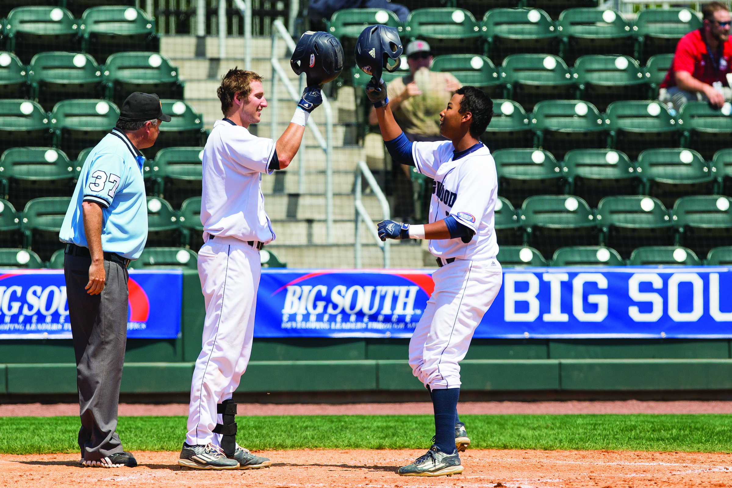Osinski ’18 and Alex Lewis ’17