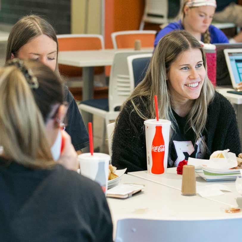 ...Or a bite to eat with friends from Panda Express, FarmGrill or Au Bon Pain?