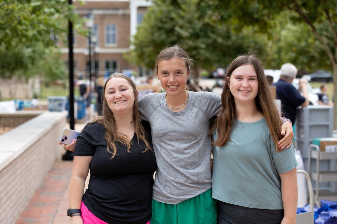 L to R: Kaitlyn Quarders ’29, Harper Watkins ’29 and Kira Videgar ’29