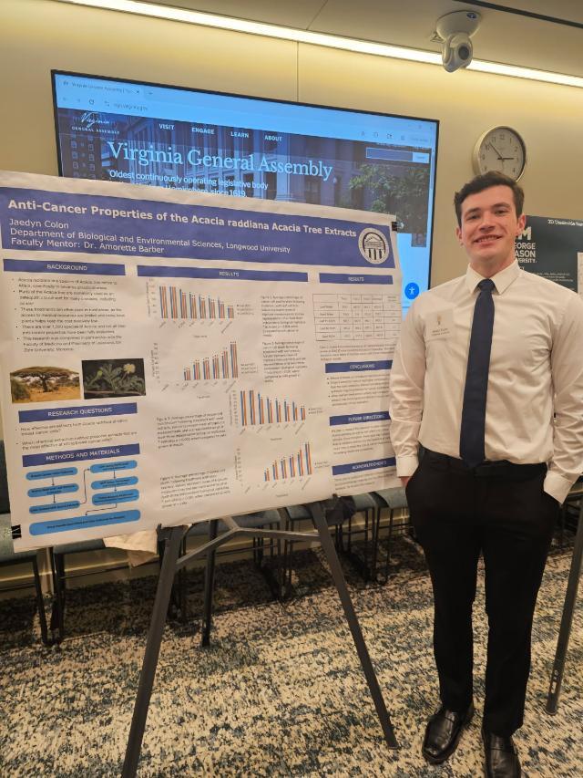 Senior Jaedyn Colon '26 presents his anti-cancer research at the 2nd Annual Undergraduate Research Showcase at the Capitol, which took place at the Virginia General Assembly.