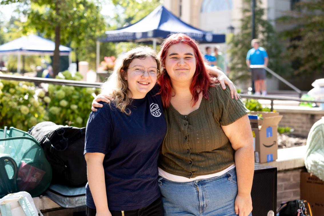 Kaelynn Beach '30 (left) and Kimi Czipri '30 (right) are roommates and friends from Mechanicsville, Virginia