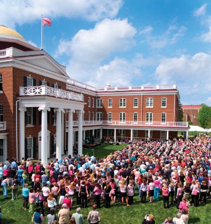 Four years after the Great Fire, a rebuilt Rotunda was rededicated.